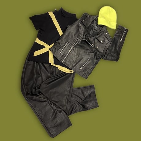 [USED] パイソン柄♡型押しPOLY PANTS