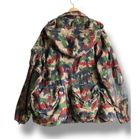 [USED] vintage Switzerland マウンテン CAMO JKT