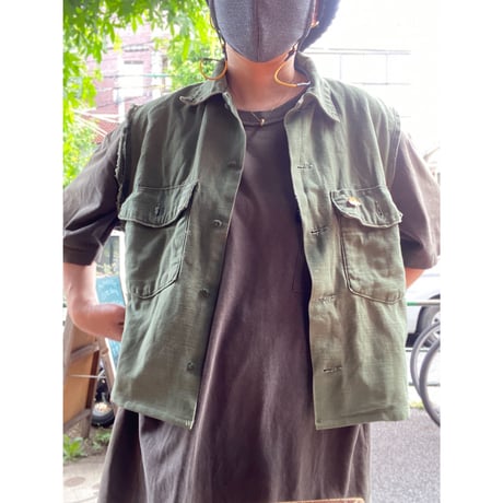 [USED] vintage US ARMY 袖CUT OFF