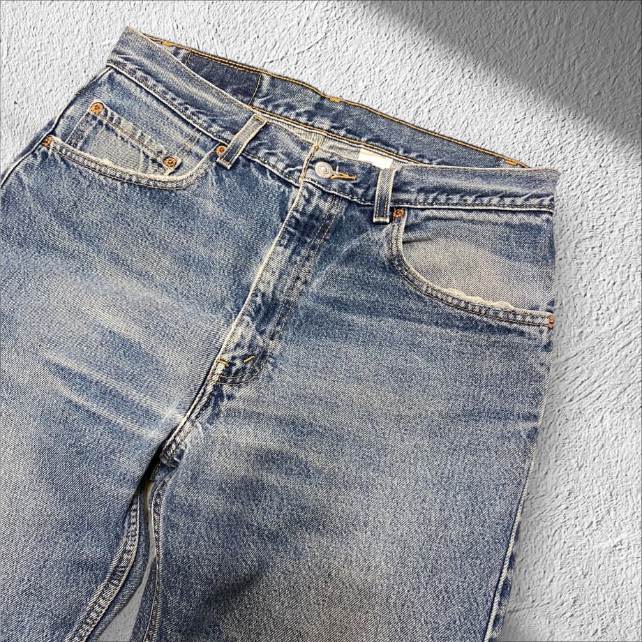 650ac1376c50d704cb41b597