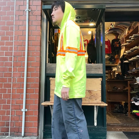 [USED] REFLECTOR HOODED LS TEE