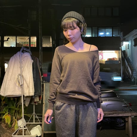 [USED] BROWN♡WOOL TOPS