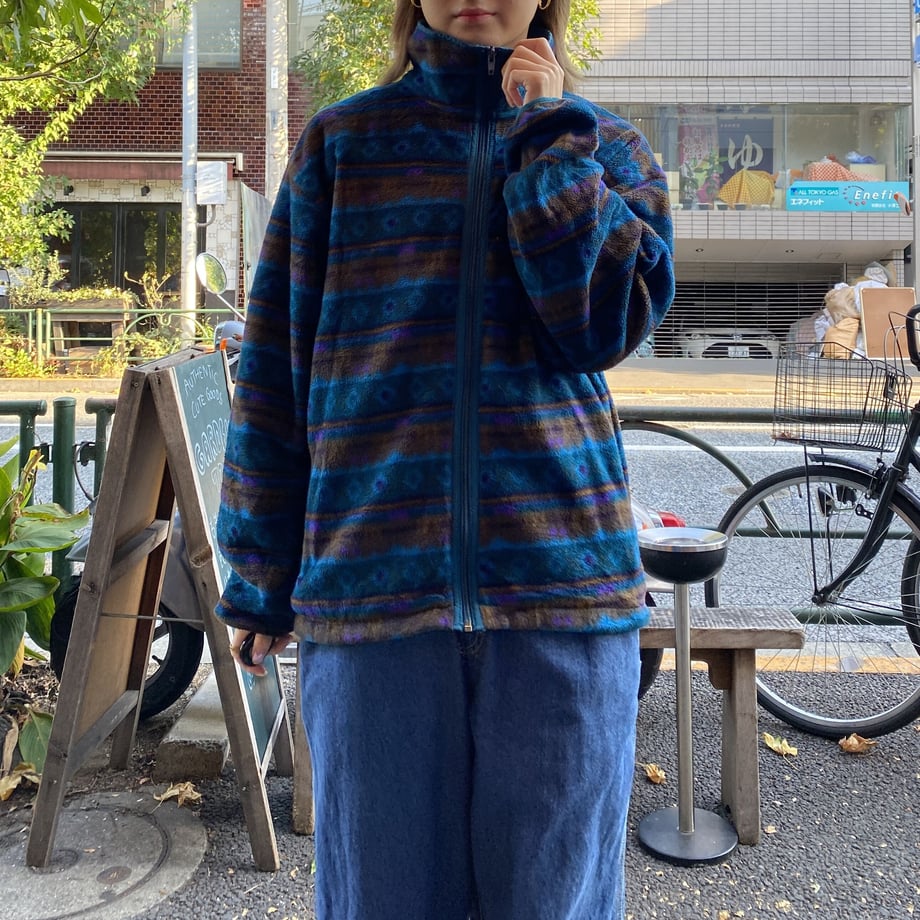 5fdf157bdf515950ac057742