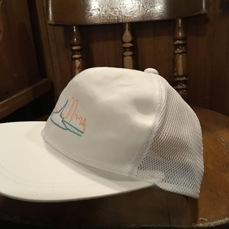 [JHAKX ] WHITE MESH CAP