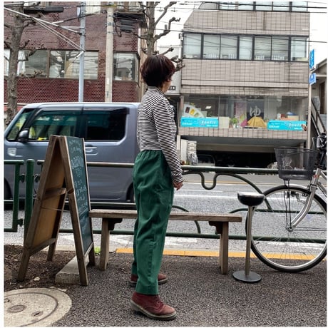 [USED] おしゃれな形！イージーパンツ ⭐︎