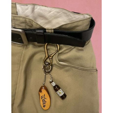 [USED] WOOD key chain