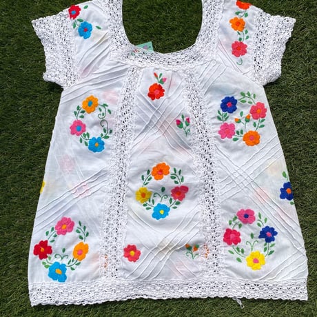 [USED] 花柄刺繍のTOPS