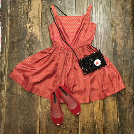 [USED] CUTE RED FLOWER OP