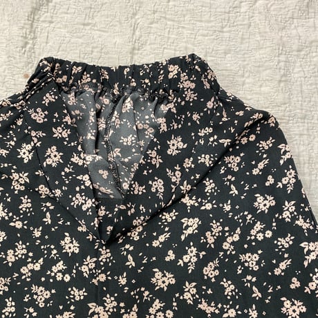 [USED] 小花柄フレアPANTS🌼