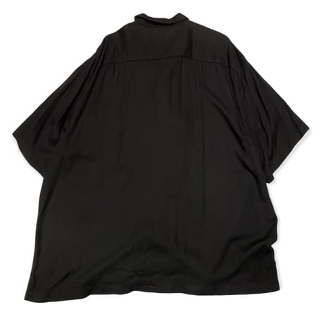 [USED] 大きめブラック半袖 SHIRT