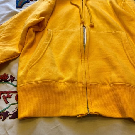 [USED] Yellow⭐︎ジップパーカー