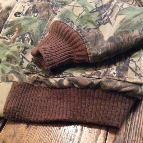 [USED] 重ね着風 CAMO フードJKT 中綿入り