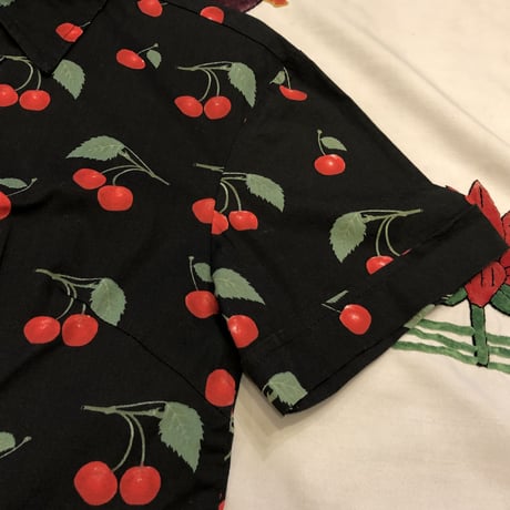 [USED]  CHERRY🍒  S/S SHIRT！