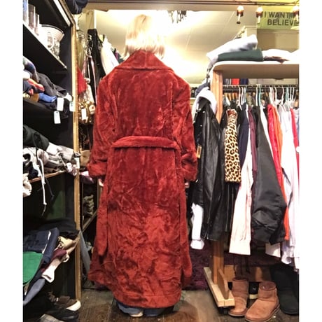 [USED]  モコモコふわふわ 赤色ガウン