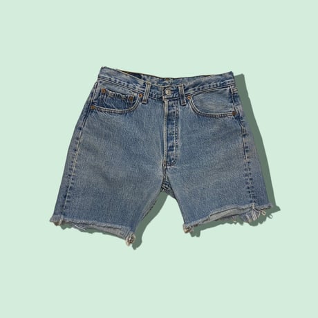 [USED] Levis 501 made in USA. cutoff