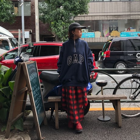 [USED] GAP ハイネックプルオーバー SWEAT