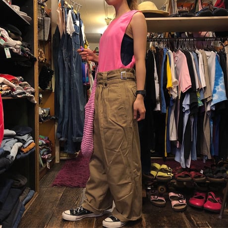 [USED]パックリせなか♡ neon pink タンクトップ