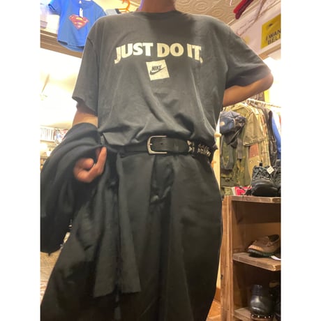 [USED] NIKE JUST DO IT. Tee