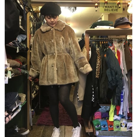 [USED] かわいいディティール! FAKEファーコート