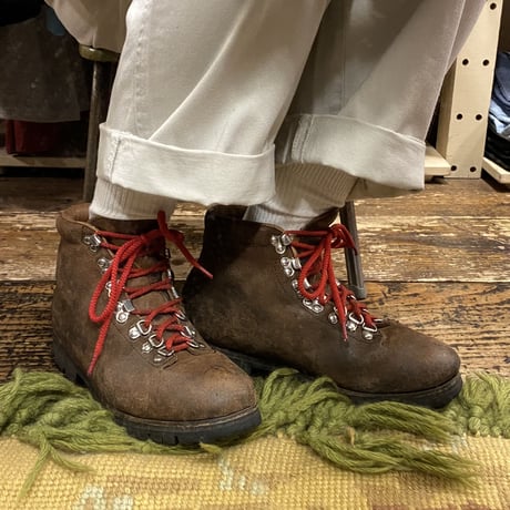 [USED] 70's VINTAGE Mountain Boots