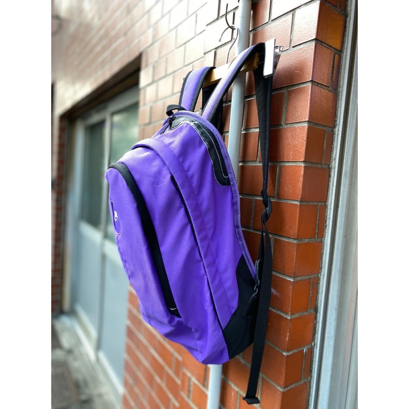 OLD Nike back pack 2001's リュック黄色　00’s OLD Nike back pack2001's リュック黄色 - メルカリ