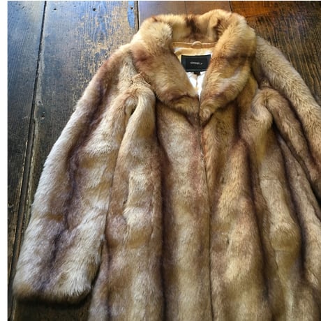 [USED] unReal fur ファーコート