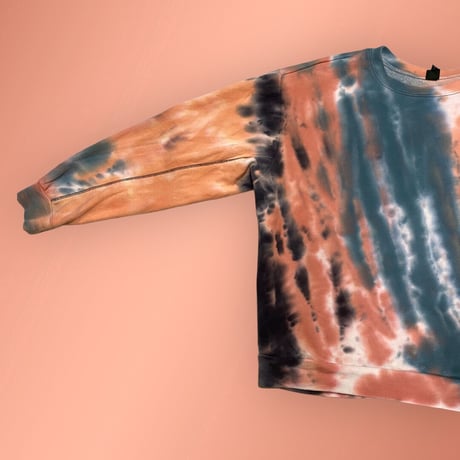 [USED] TIE-DYE SWAET