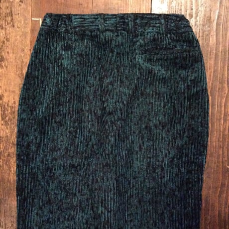 [USED] タマムシ色の 太ウネ コーデュロイパンツ