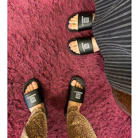 [Naughty]  Shower Sandal