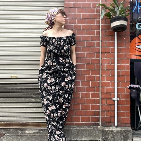 [USED] オフショルダー花柄 💐オールインワン🖤