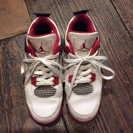 [USED] NIKE AIR JORDAN 4 retro