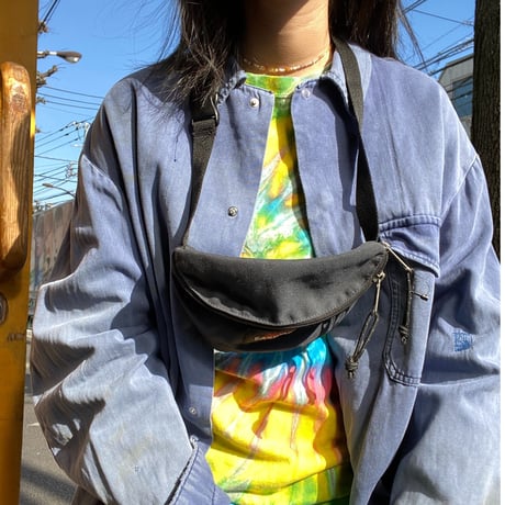 [USED] EASTPAK ウエストポーチ（NAVY）