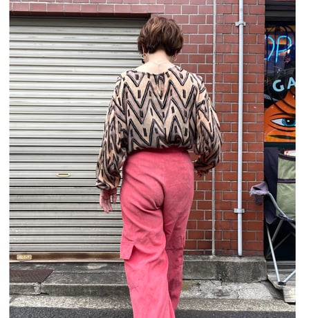 総柄レーヨントップス