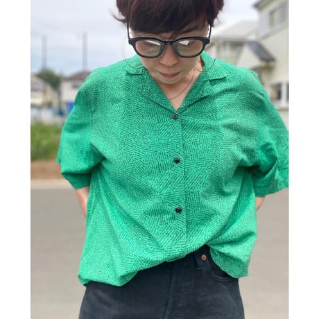 France🇫🇷文字柄レーヨンシャツ💚