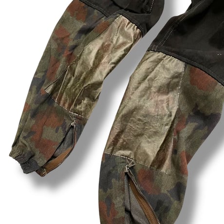 [USED] vintage Switzerland マウンテン CAMO JKT /BLACK染め
