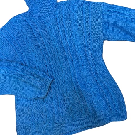 [USED] BLUE👤ケーブルニット
