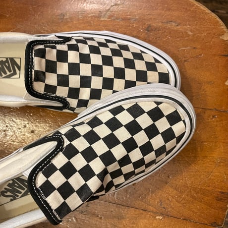 [USED] VANS CHECKER SLIP-ON / US7