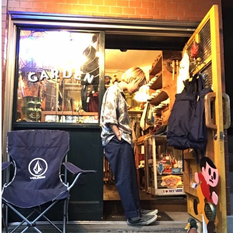 [USED] 渋め ボタニカル柄シャツ