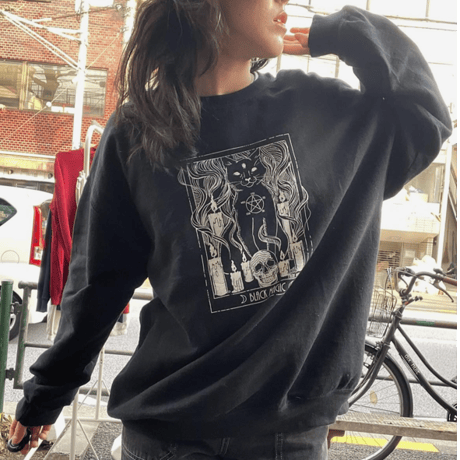 [USED]BLACK CAT MAGICAL SWEAT