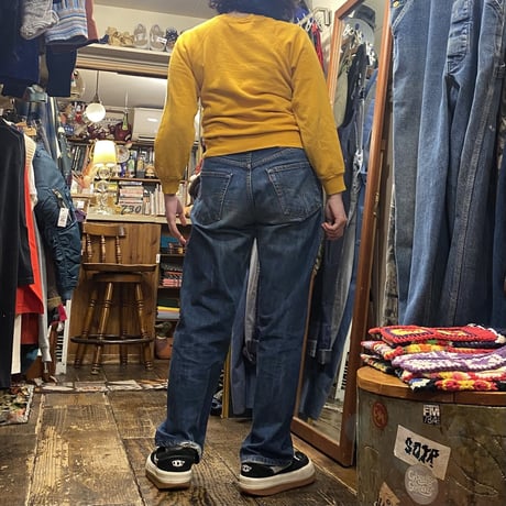 [USED] youth size 🤼 VINTAGE SWEAT