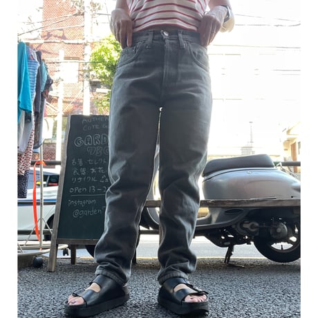 [USED] "Levi's 501" 色褪せグレー