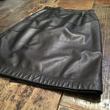 [USED] REAL Leather ミディアムタイトスカート