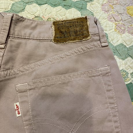 [USED] Levi's PINK テーパードPANTS🌸