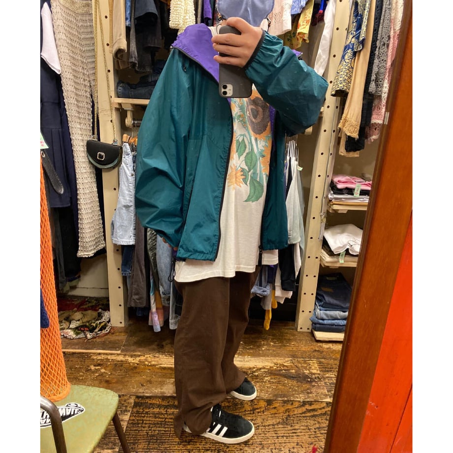60b586bd0e240303a973c167