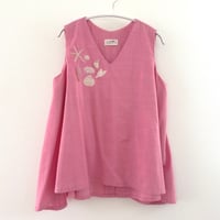 貝殻刺繍のノースリーブブラウス｜ピンクA
