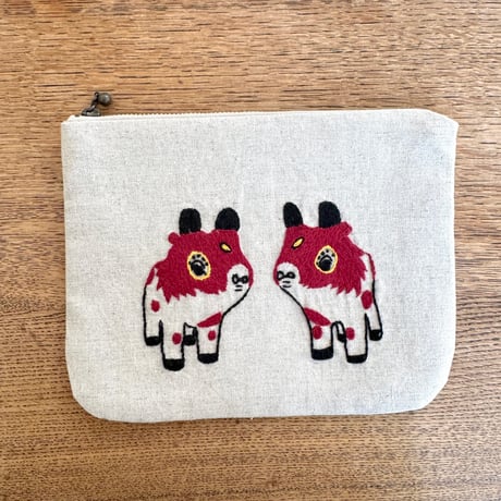 ミャンマー｜手刺繍ポーチ｜ウシ・生成り（内布 水色）