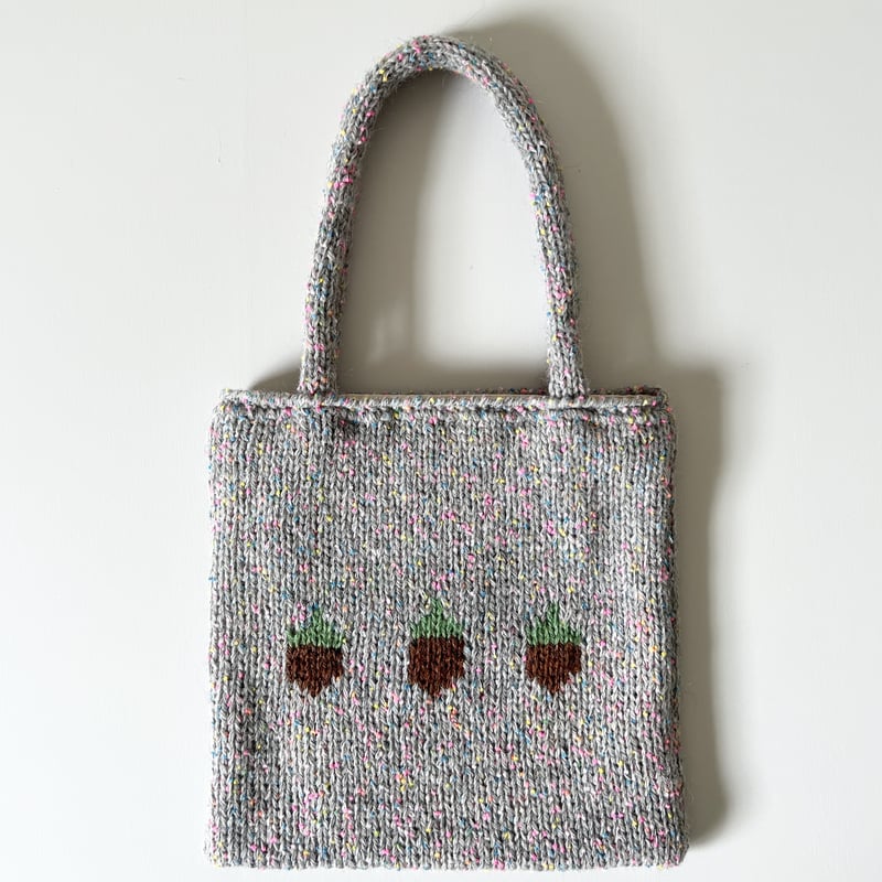 東海えりかさん｜「リスのバッグ・2025」 レシピ（編み図）付きキット