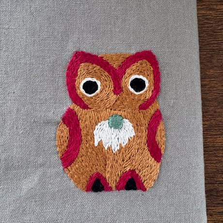 ミャンマー｜手刺繍ブックカバー｜フクロウ・グレージュ