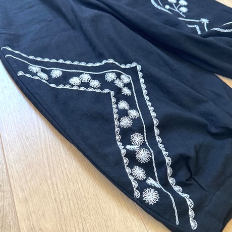 刺繍の会｜刺繍して育てていく一着｜8月29日（土）