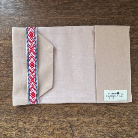 ミャンマー｜手刺繍ブックカバー｜リス・ピンク